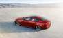Компания Jaguar официально представила свой самый маленький седан, получивший название XE