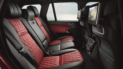 Компания Land Rover представила обновленный вариант своего флагманского внедорожника Range Rover