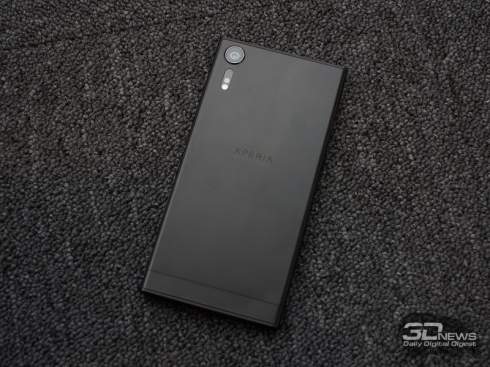  Sony  Xperia XZ Premium, XZs, XA1  XA1 Ultra