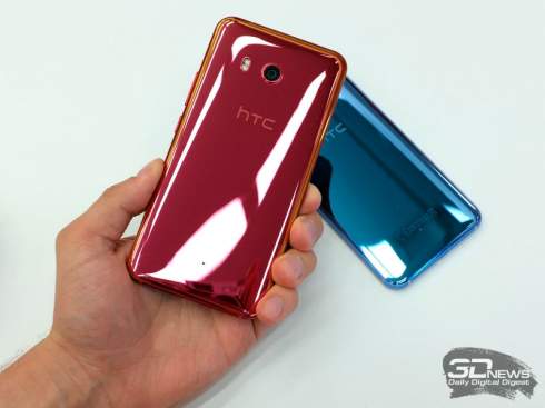   HTC U11  : Android 7.1,      