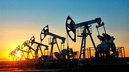 МЭА ждет не менее сильного роста мирового спроса на нефть
