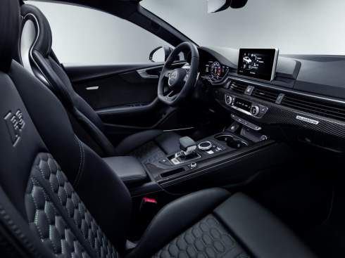    -      Audi RS5  Sportback