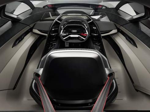 Audi PB18 e-tron:       500 