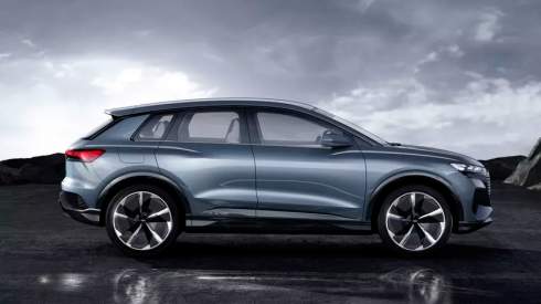  Audi Q4 e-tron:   2020 