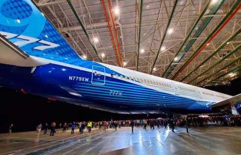      Boeing 777X  