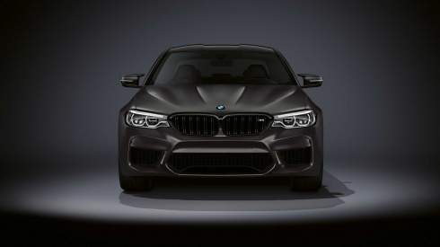  BMW M5:       