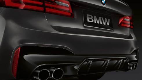  BMW M5:       