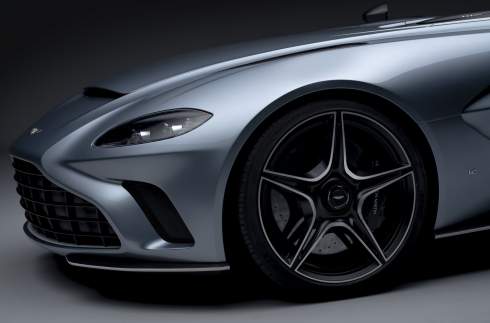 Коллекционный Aston Martin без лобового стекла оценили почти в миллион долларов