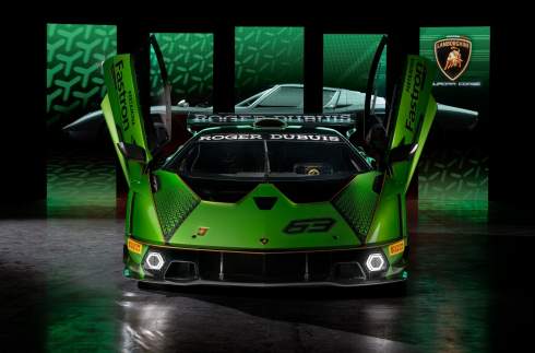 Lamborghini показала 830-сильный гиперкар Essenza SCV12