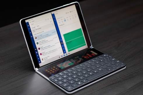 Microsoft передумала выпускать планшет Surface Neo с двумя экранами в ближайшем будущем
