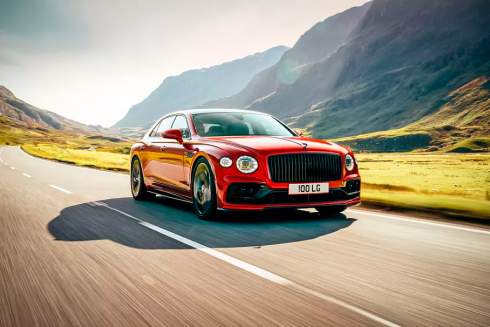 Bentley представила «лёгкий» Flying Spur с мотором V8