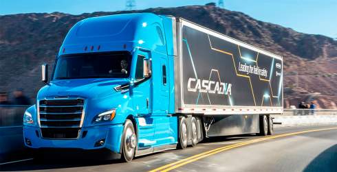 Waymo и Daimler объединяют усилия в разработке самоуправляемых грузовиков