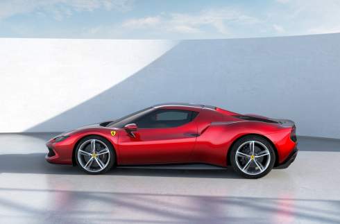 Ferrari       V6