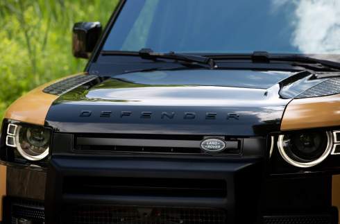 Land Rover выпустил «экспедиционный» Defender Trophy