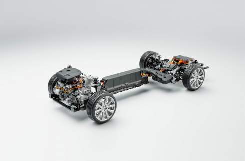 Гибриды Volvo стали мощнее и экологичнее