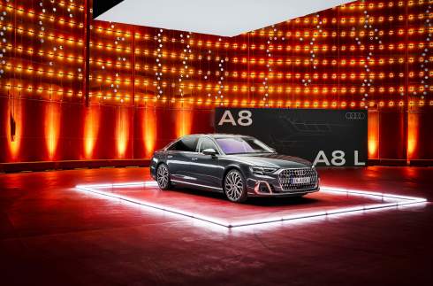  Audi   A8