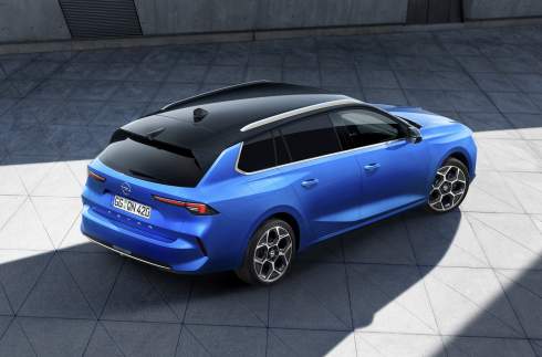 Opel Astra нового поколения стала универсалом