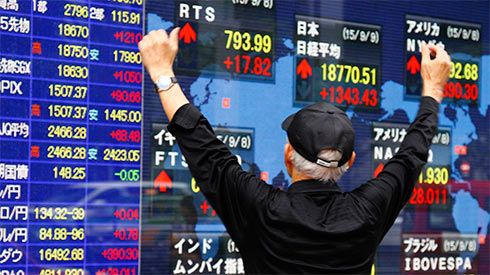 Азиатские биржи 17 марта закрылись ростом