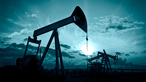 Нафта падає до 7-місячного мінімуму через побоювання відновлення попиту та  очікування підвищення ставок