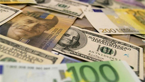 Долар 9 вересня прискорив падіння до євро та єни