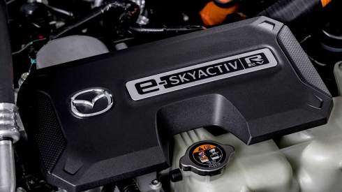Mazda представила кросовер MX-30 e-Skyactiv R-EV з роторним двигуном