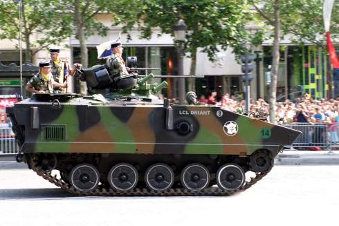     AMX-10P