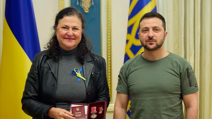 Юристка із США зі зв'язками у Києві: ким є новий посол Євросоюзу в Україні