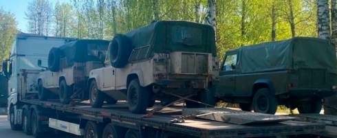 Литва передала Україні шість позашляховиків і продовольчі пайки для військових - міністр оборони