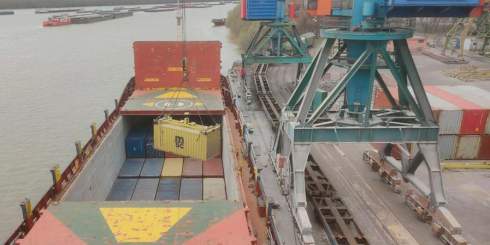 Із дунайських портів від початку повномасштабної війни запущено три контейнерні лінії, – АМПУ