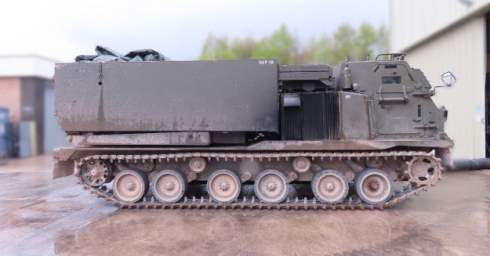 У Британії українських військових вчать ремонтувати ракетні системи М270