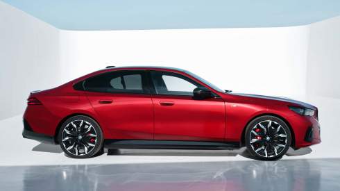 BMW презентувала оновлену 5 серію