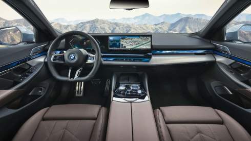 BMW презентувала оновлену 5 серію