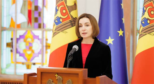 Санду привітала відмову України від штучного терміну «молдовська мова»