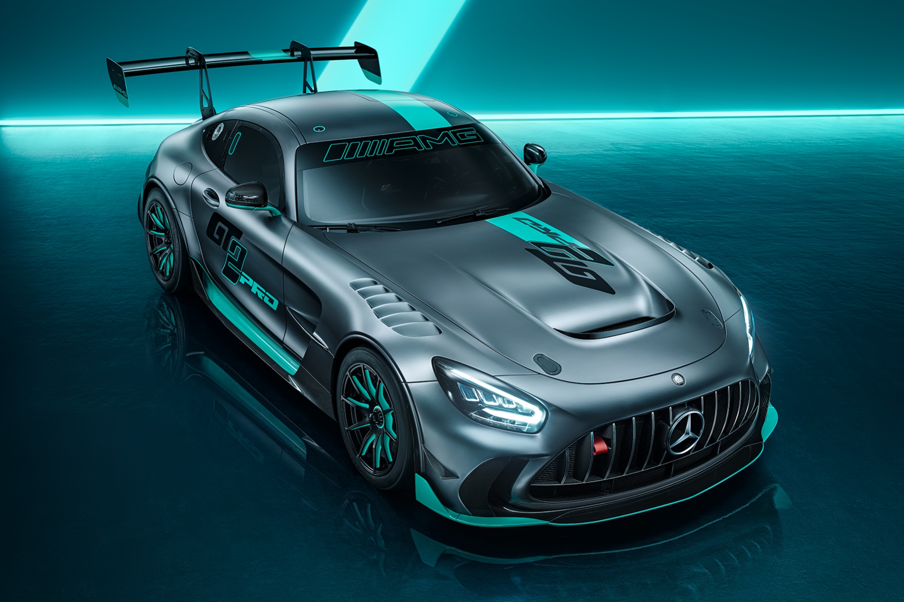 Новий треккар Mercedes-AMG GT коштуватиме від 500 000 доларів