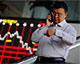 Іноземні інвестори позбувалися китайських акцій 4 місяці поспіль – Bloomberg