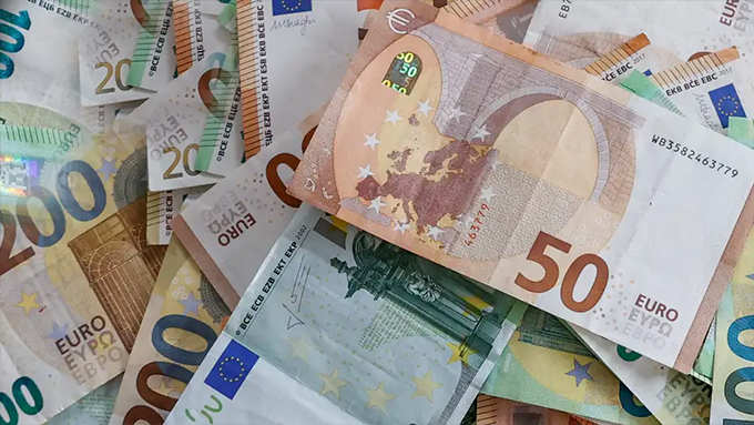 Три сценарії майбутнього для готівки в ЄС