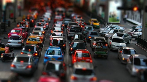 США скасують суворі правила щодо викидів транспортних засобів