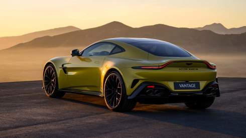  Aston Martin Vantage   Porsche 911 Turbo S