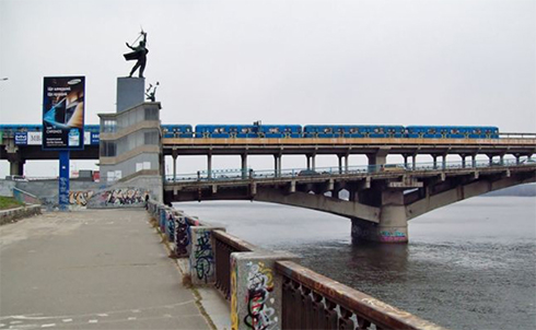 У Києві поновлять роботу станції метро «Дніпро». Вона не працювала з початку повномасштабної війни