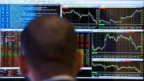 S&P 500, Nasdaq знизилися, оскільки інвестори чекають на дані по ІСЦ, ІЦВ
