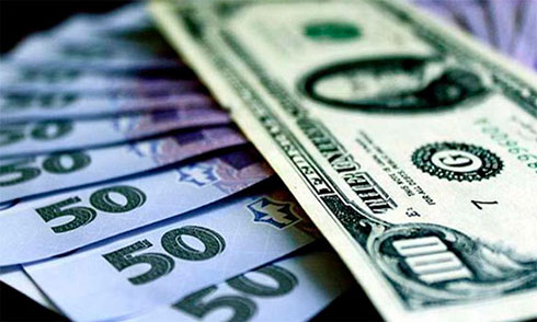 НБУ незначно послабив довідковий курс гривні до 40,6361 грн/$1