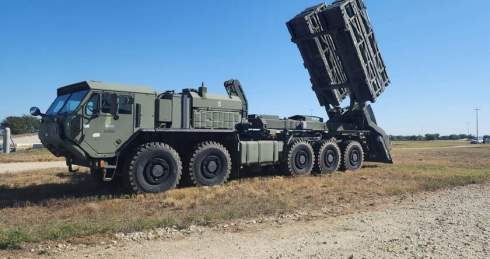    HIMARS: Lockheed Martin       