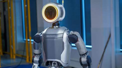 Hyundai     Boston Dynamics    