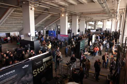 ̳   $100    defense tech