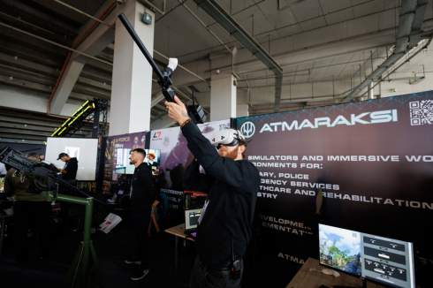 ̳   $100    defense tech