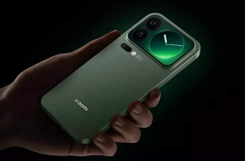  Xiaomi 17  :  Snapdragon 8 Elite Gen 5,     