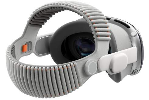 Apple    Vision Pro:  M5     $3500